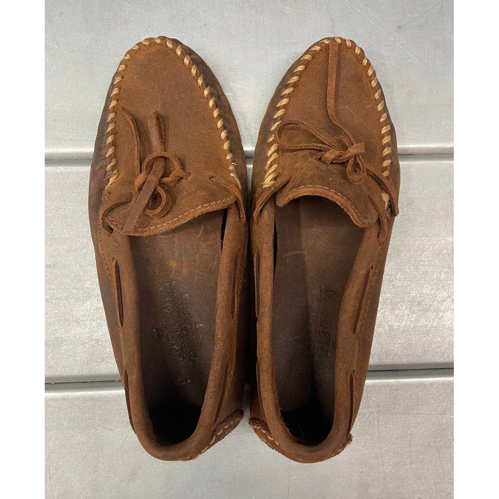 Minnetonka Moccasin Womens 6m Slip On Brown Leather Driving Loafers - Picture 2 of 9